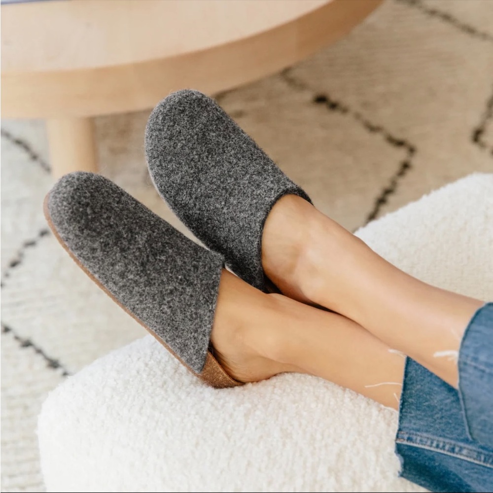 Cabin Moc Clog in Charcoal